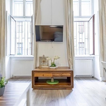 Chic Apartment- Suitable For Longstays Near Matzleinsforferplatz 维也纳 外观 照片
